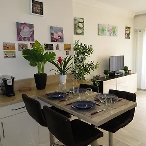 https://9-avenue-de-carras.fr-provencehotel.com